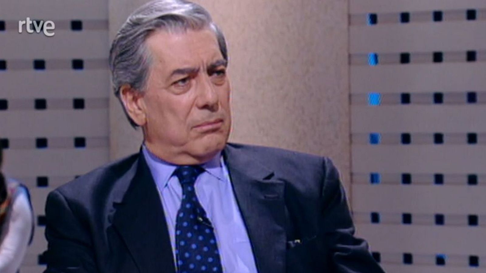 El lector - Por el placer de contar - Programas y Concursos en el Archivo de RTVE | Ver