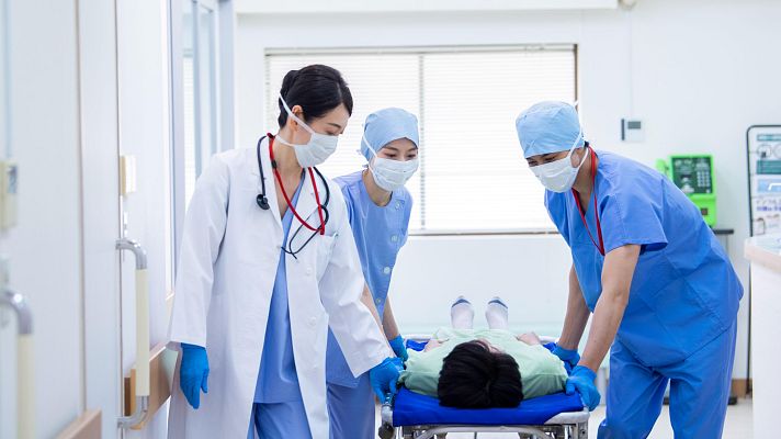 Telediario 1 - Alerta sanitaria en Japón por una variante rara de estreptococo