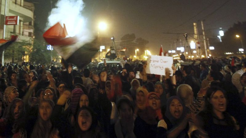 Nuevas protestas este viernes tras el asalto a la sede de los Hermanos Musulmanes en El Cairo
