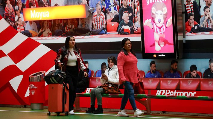 Telediario 1 - Bilbao se tiñe de rojiblanco para la final de la Copa del Rey