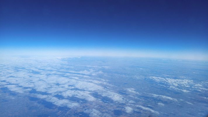 Telediario Fin de Semana - El CSIC detecta un "bólido artificial" sobrevolando el este de España