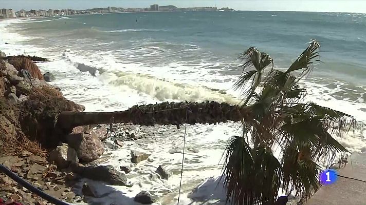 El temporal Nelson castiga el litoral català