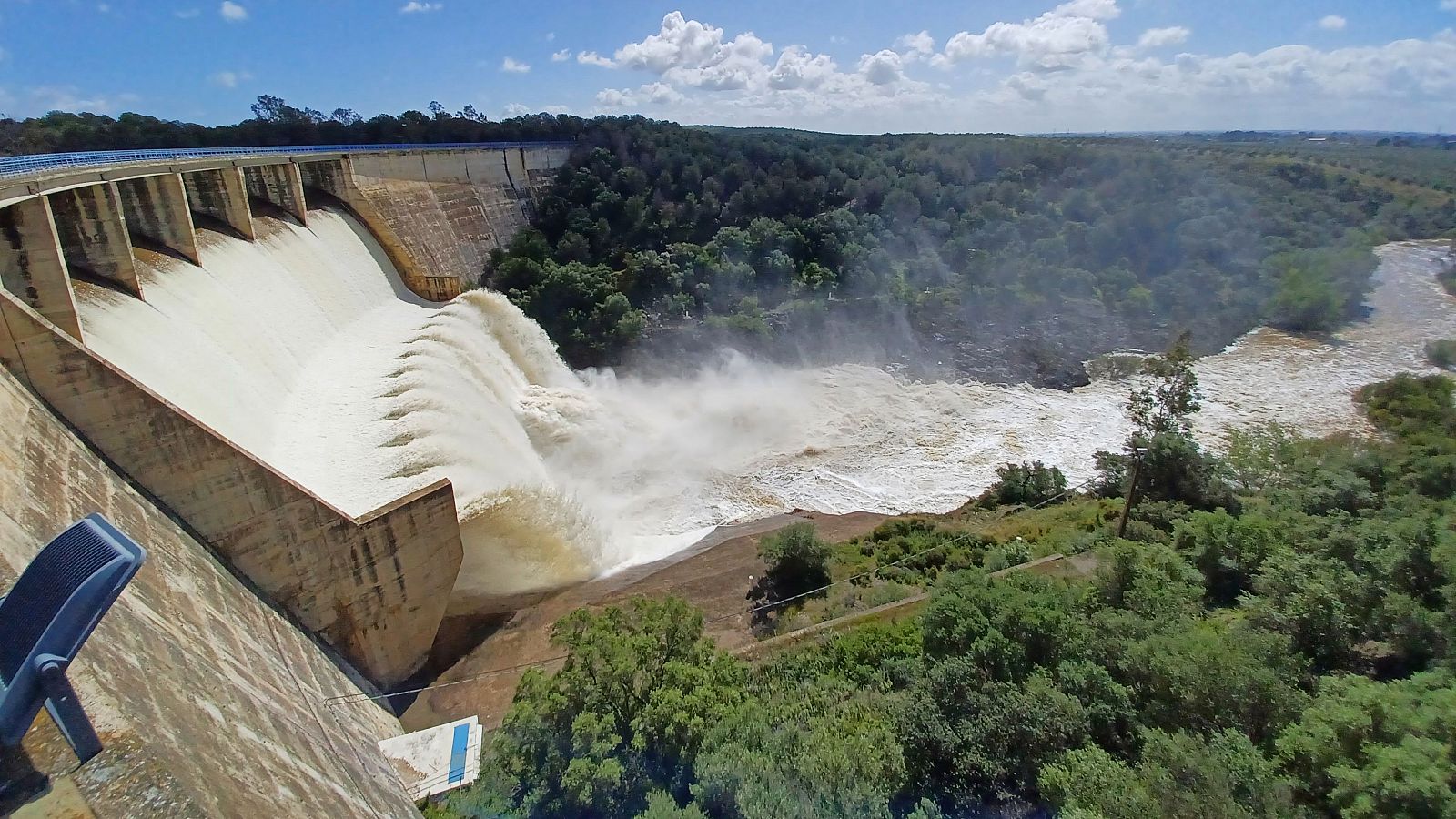 Telediario 2 en cuatro minutos - 01/04/24 - RTVE.es | Ver
