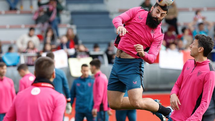 Telediario 1 - El Athletic prepara la final de Copa con tres sesiones en Lezama antes de viajar el viernes a Sevilla