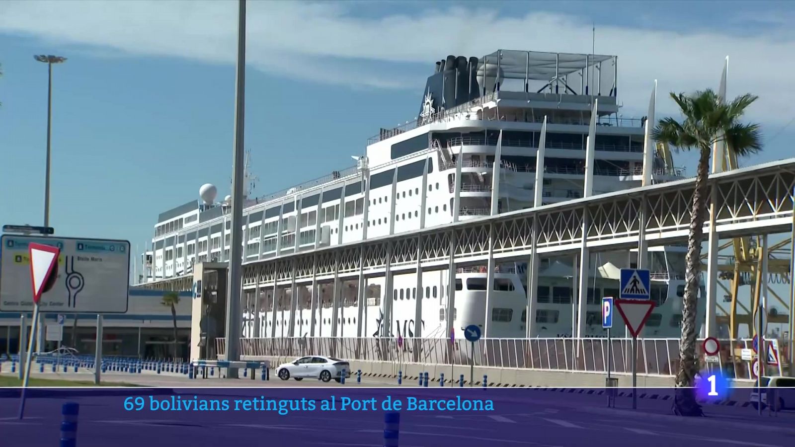 69 bolivians retinguts en un creuer a Barcelona per no tenir els visats vàlids - L'Informatiu | Veure