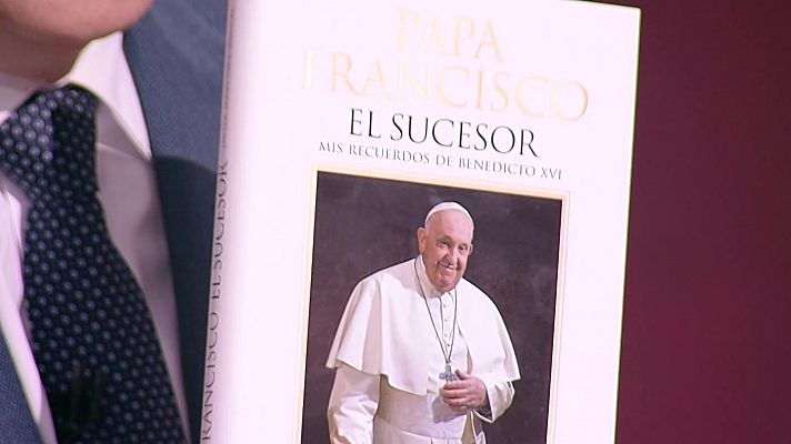 Entrevista a Javier Martínez Brocal, autor de "Papa Francisco, el sucesor": "Está interesado en que se hable de todo"