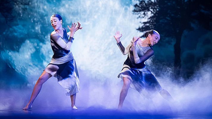 Alba y Ana Guerra, "Mujer contra mujer" plateada