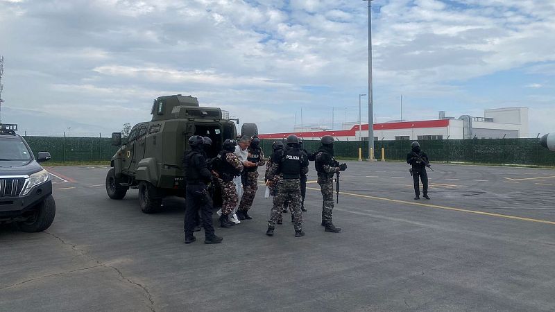 Ecuador traslada a Jorge Glas a prisin en plena condena por su asalto a la embajada de Mxico