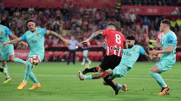 El control y remate perfectos de Sancet en el gol que supusieron el empate del Athletic