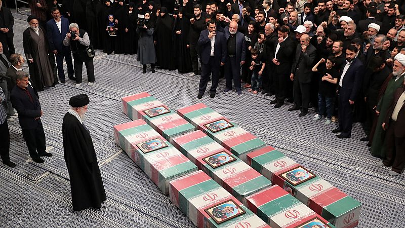 Irán dice que "ninguna embajada israelí está a salvo" tras el ataque de Damasco | Ver