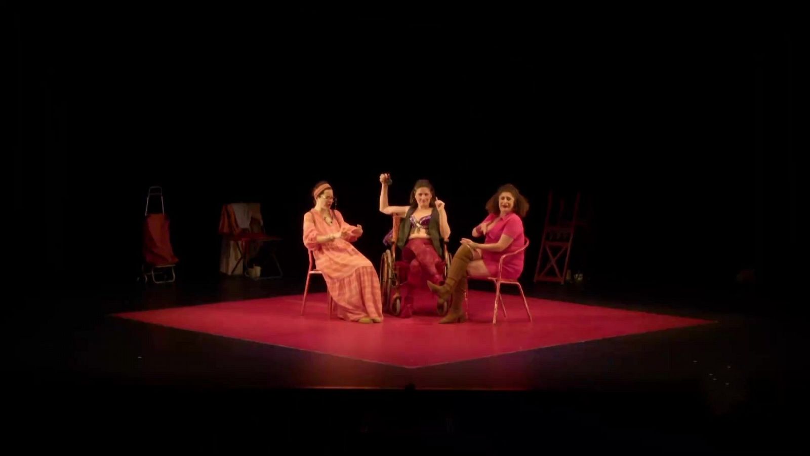 "Las bingueras de Eurípides" llegan al Teatro Quique San Francisco