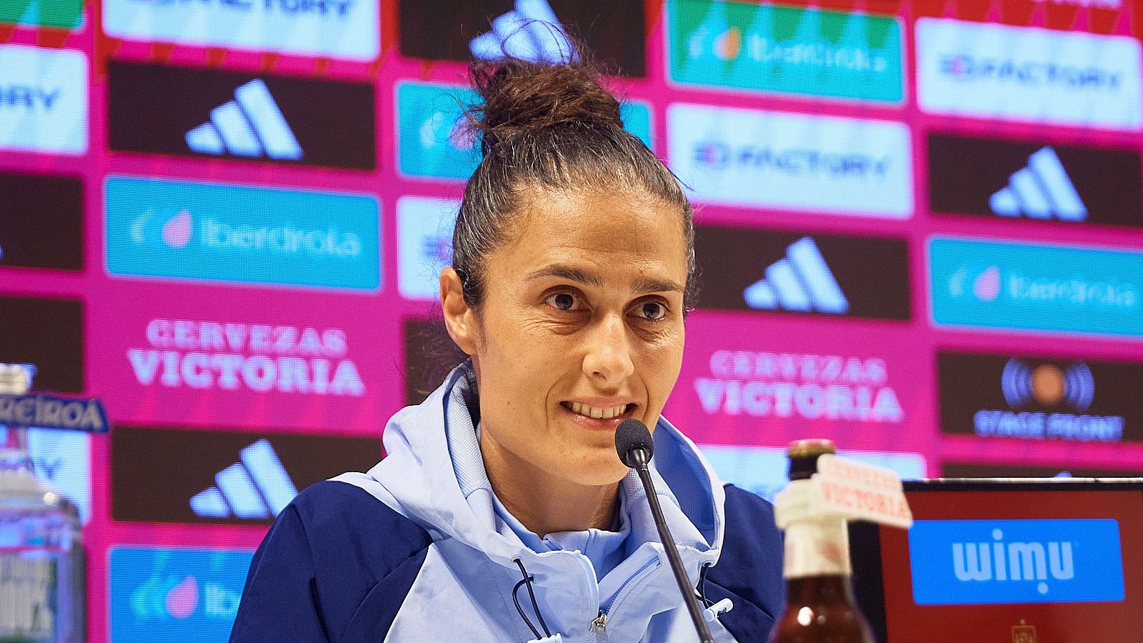 Montse Tomé: "Es un lujo entrenar a este equipazo" | Ver
