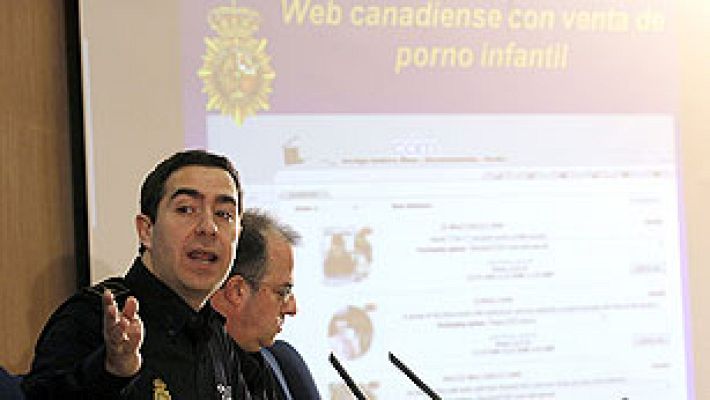 Telediario 1 - Desarticulada una trama que grababa abusos a menores