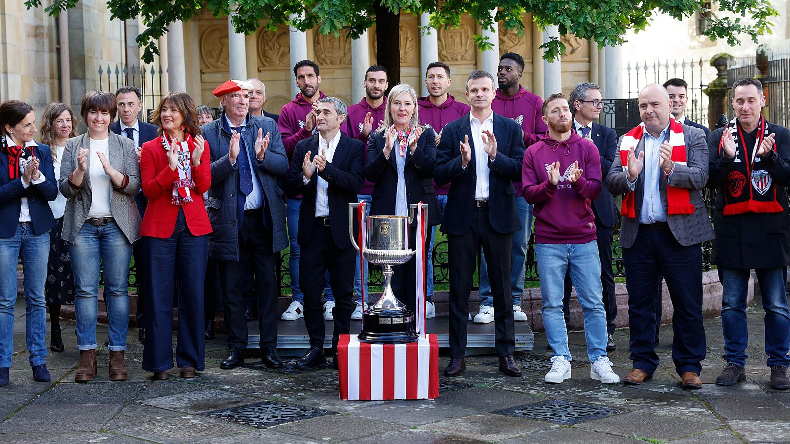 Athletic Club, campeón de la Copa del Rey: ofrenda en Gernika