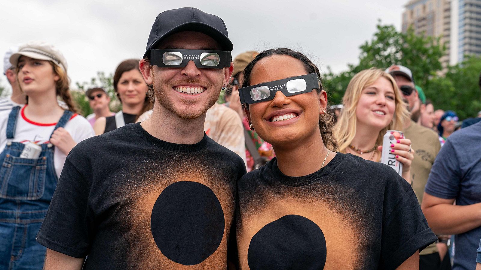 Euforia por el eclipse solar en Estados Unidos | Ver