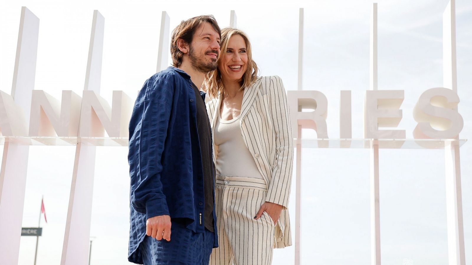 Aina Clotet, Marcel Borràs y el equipo de 'Esto no es Suecia' inauguran la Sección Oficial del Festival de Cannes