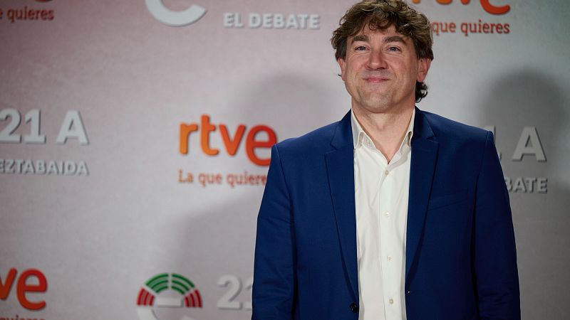 El PSE saca pecho de su gestión en empleo en Euskadi y el PNV apuesta por la "industria, la innovación y la industrialización"