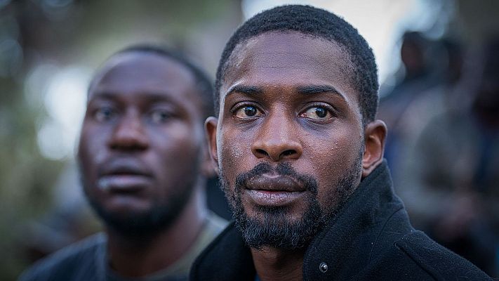 Telediario 2 - Benito Zambrano estrena 'El salto', la odisea de un emigrante separado de su familia para regresar a España