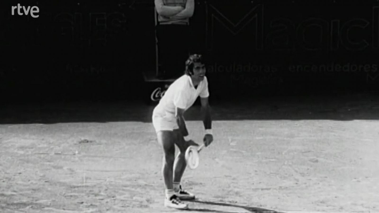 Copa Davis 1975: Manolo Orantes se proclama vencedor en el RCT Barcelona