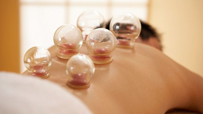 Telediario 1 - El Gobierno publica nuevos informes para combatir las pseudoterapias