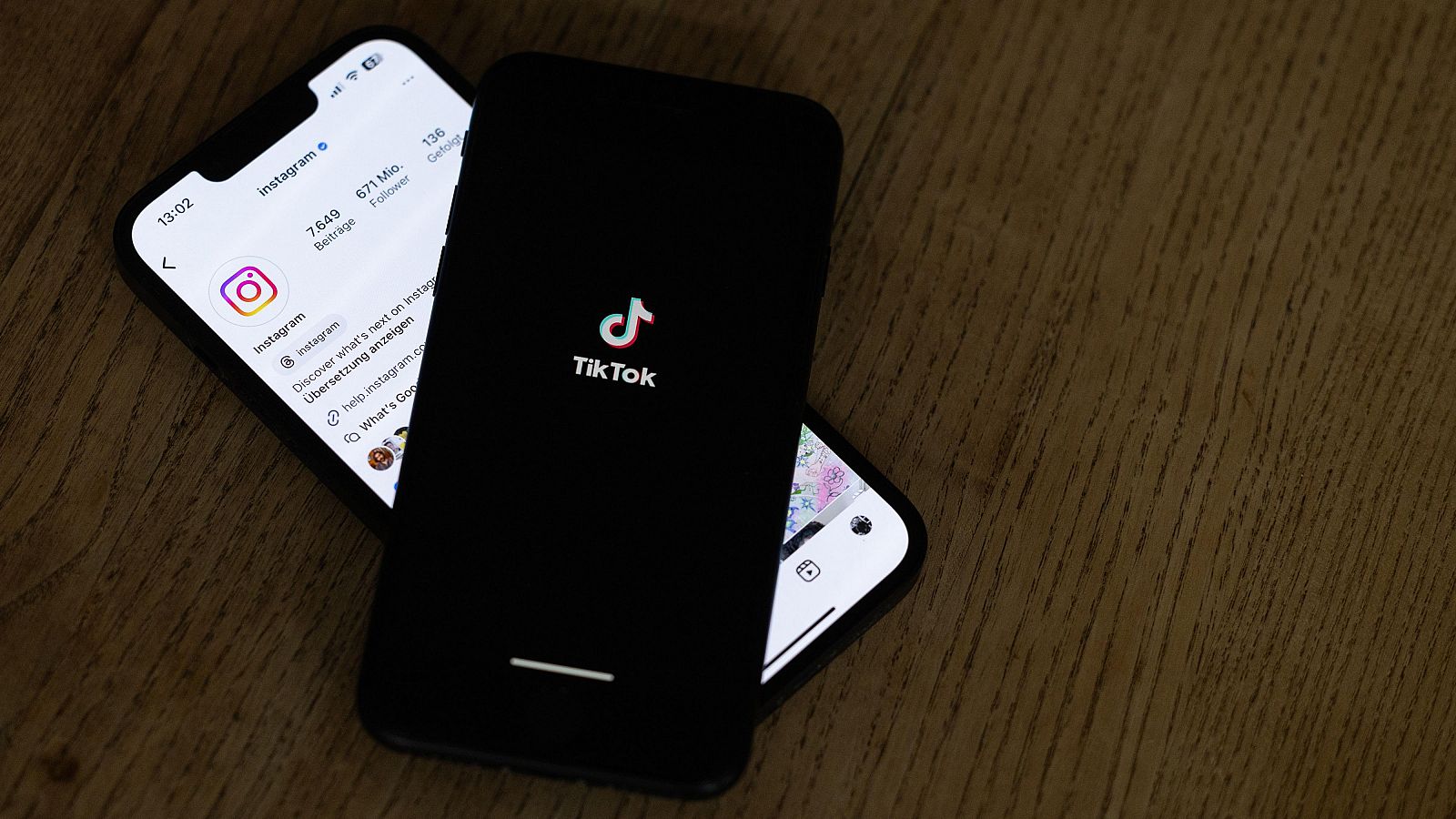 ‘Teachtokers’, cuando el profesor es quien expone al alumno en las redes | Ver