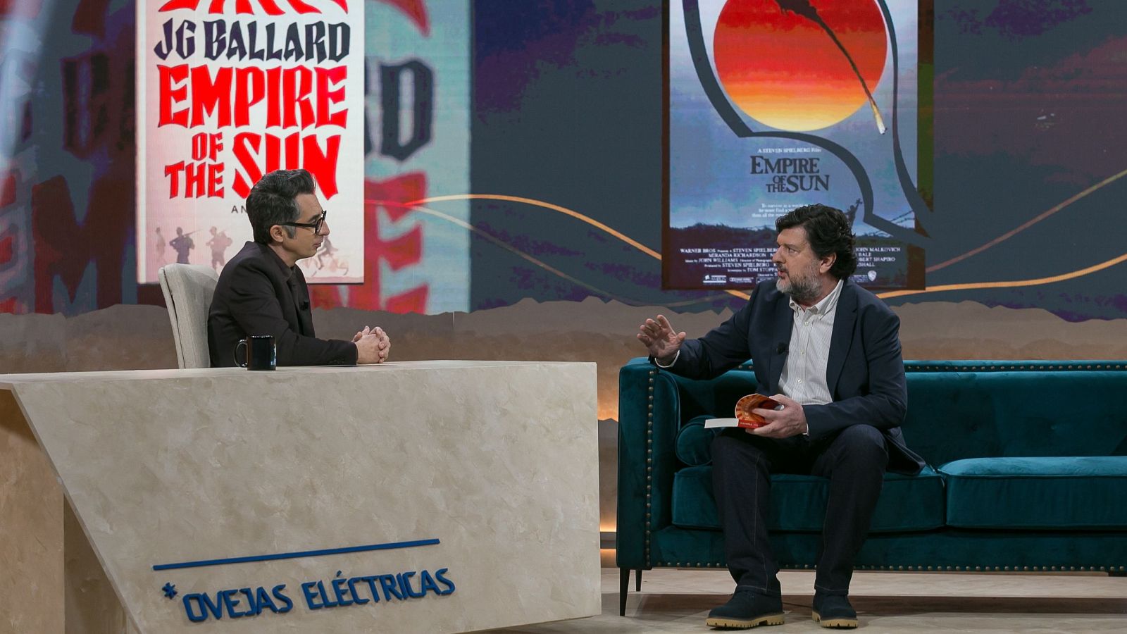 El imperio del sol, de J. G. Ballard. Antonio Martínez Asensio - Ovejas eléctricas | Ver