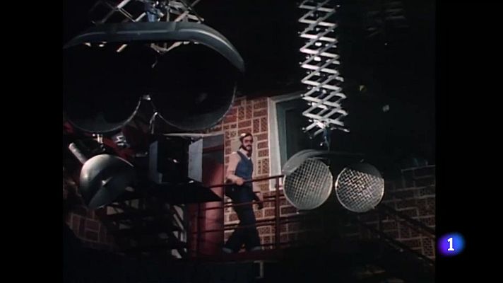 Telediario Fin de Semana - Carlos Tena, en Imprescindibles de TVE