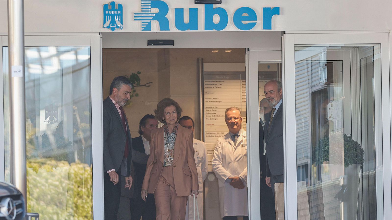 La reina Sofía recibe el alta hospitalaria