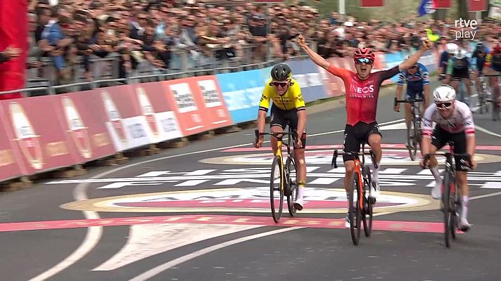 Tom Pidcock gana la Amstel Gold Race 2024