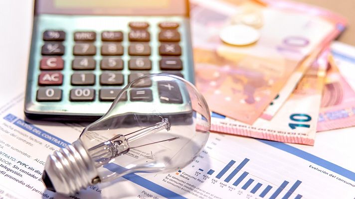 Telediario Fin de Semana - La luz sigue registrando precios negativos en algunas franjas del día