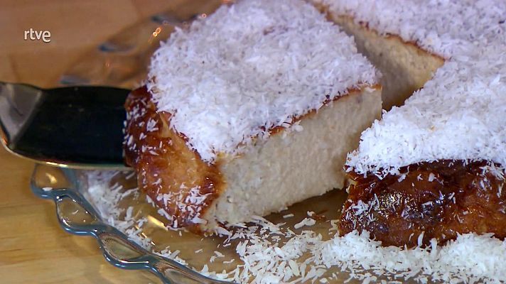 Receta de bizcocho de coco casera sin harinas y sin azúcar