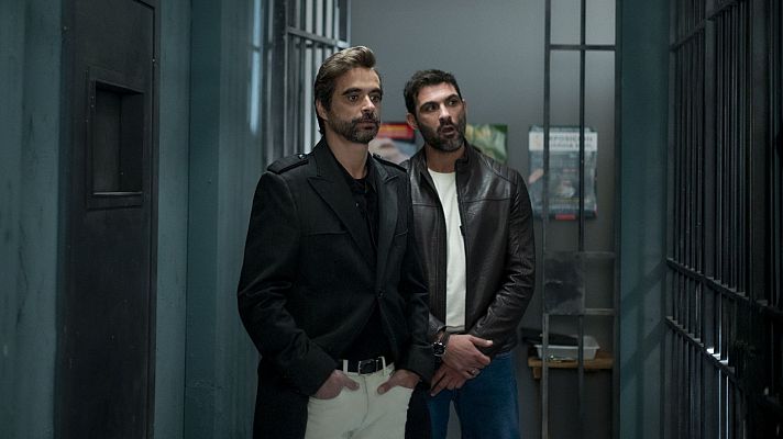 4 estrellas - Donde caben dos, caben tres