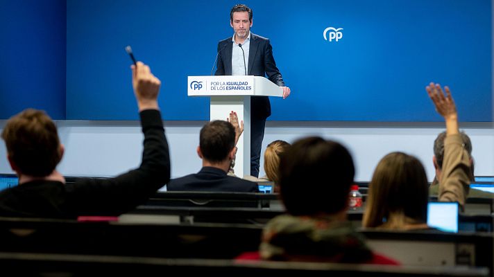 Telediario 1 - PP y Vox acusan a Sánchez de condenar tarde el ataque de Irán a Israel y el PSOE pide a Feijóo "no estorbar"