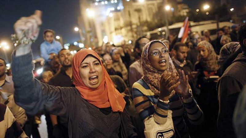 Nuevas protestas en El Cairo tras la anulación del decreto 