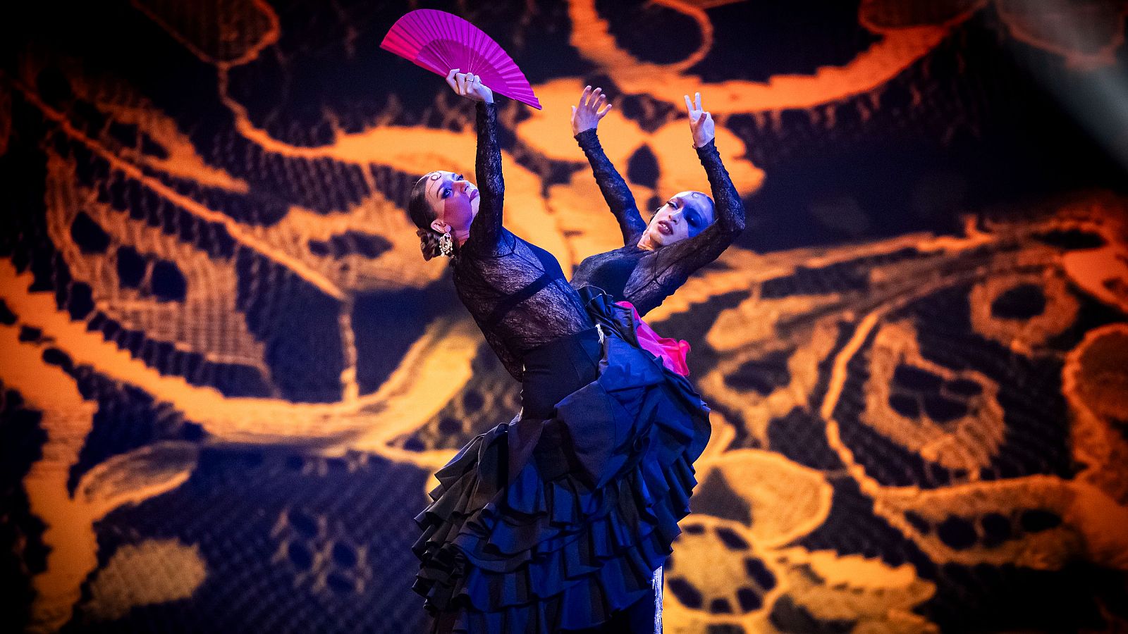 Ana Guerra y Alba interpretan "Orobroy" en 'Baila como puedas'