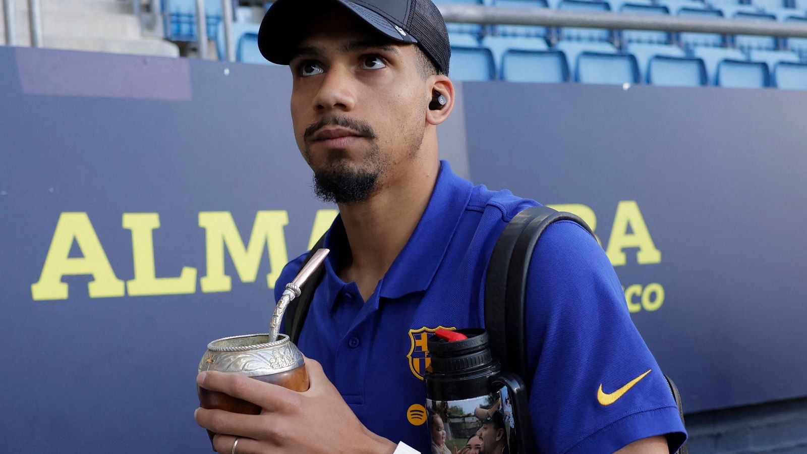 Ronald Araujo: "Tenemos la oportunidad de engancharnos a la Liga en el clásico y vamos a ir con todo" - Fútbol | Ver