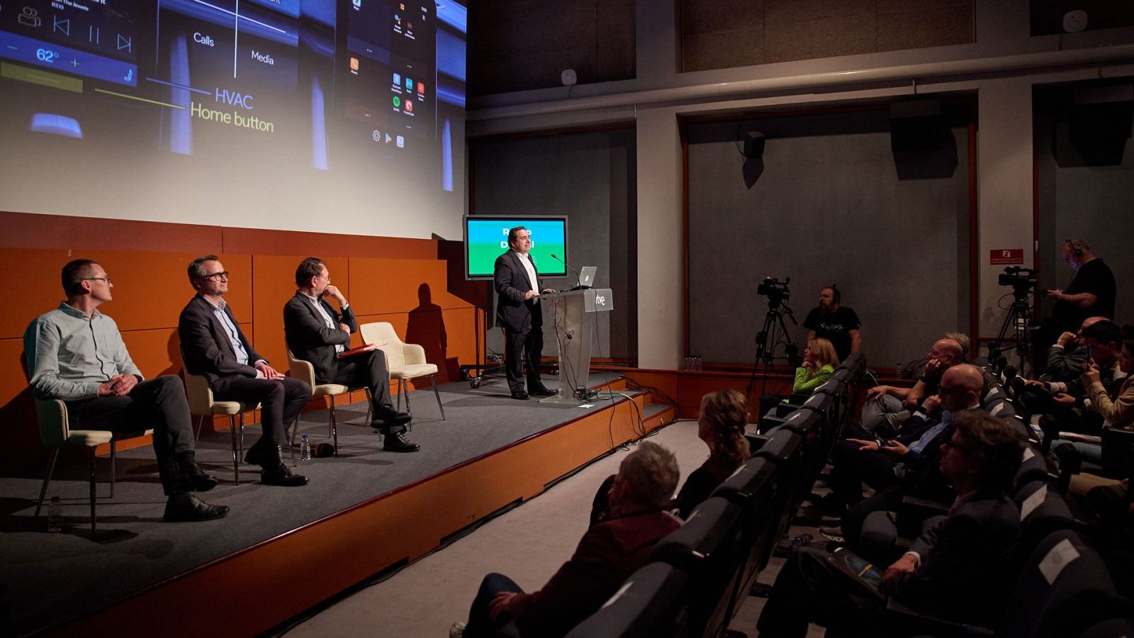 Especiales RNE - Taller de radio digital de RTVE y WorldDAB - Ver ahora