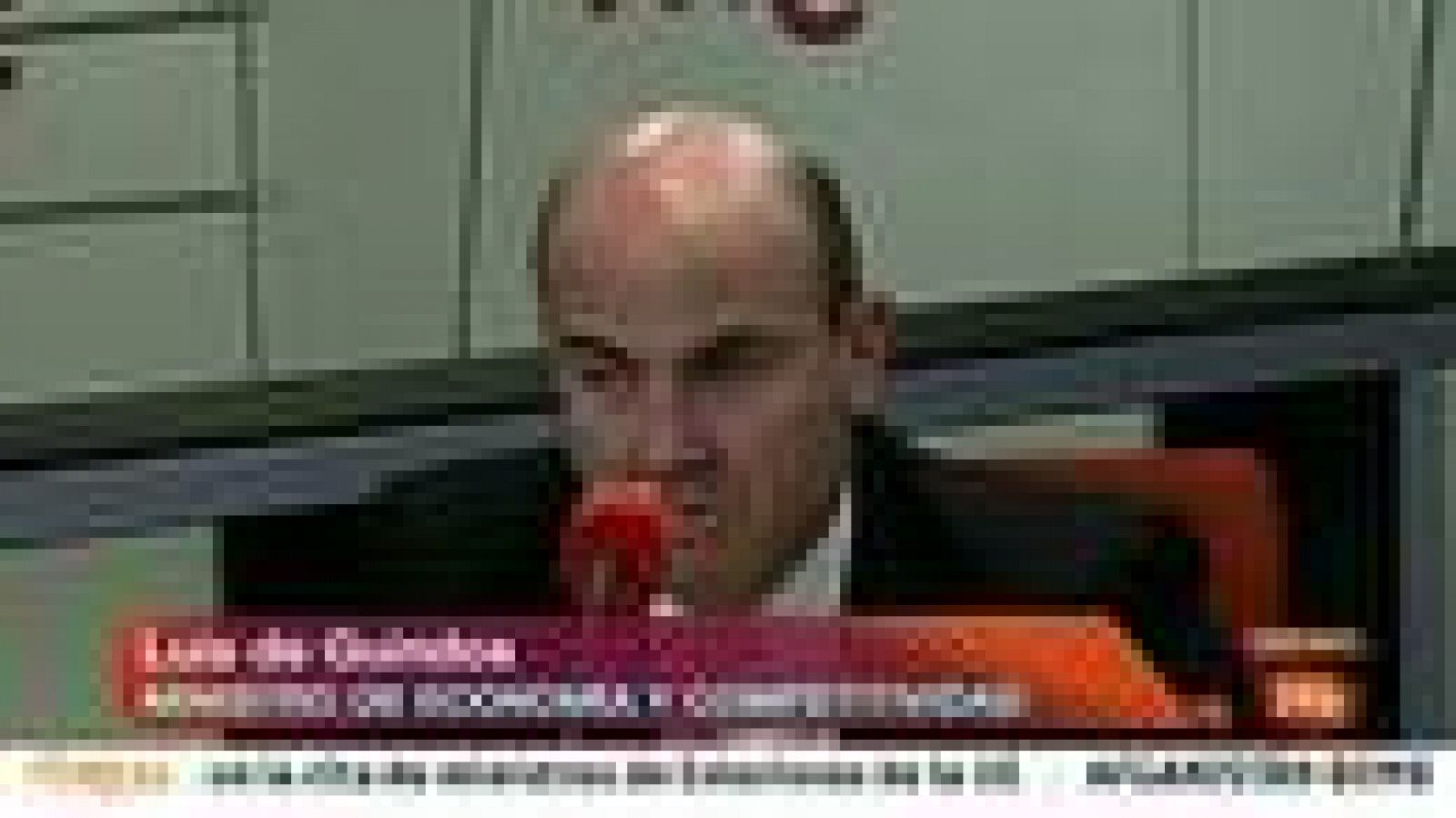 De Guindos pronostica una caída del PIB para 2012 del 1,3 ó 1,4% - Informativo 24h | Ver