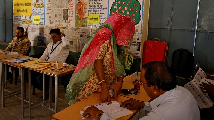 Arrancan las elecciones en India, donde votar supone un desafío logístico
