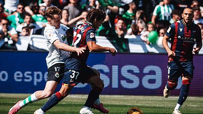 Racing Santander - Levante UD: resumen del partido de la 36 jornada de Liga | Segunda