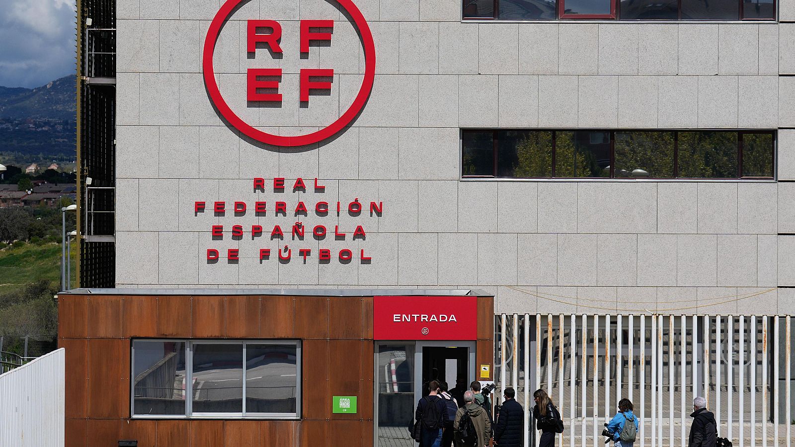 El TAD ordena a la RFEF decidir si repite o no elecciones | Ver