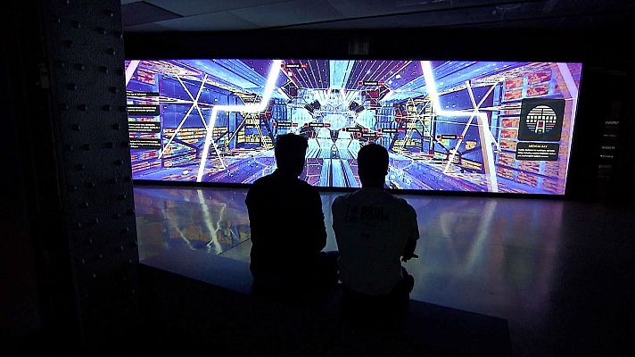 Zoom net - Delaight, Ventana al futuro y Jugando en casa