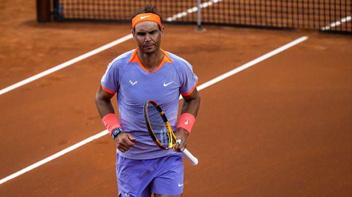 Rafa entrena en la Caja Mágica para ponerse a punto antes de Mutua Madrid Open