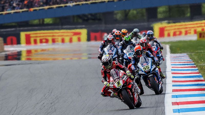 lvaro Bautista completa tres podios en Assen y ya lidera el Mundial de Superbike