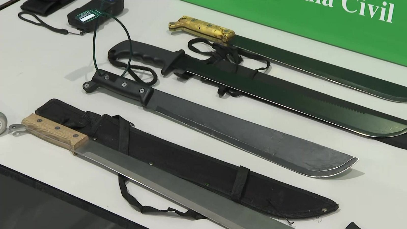 Cop a l'estructura dels Latin Kings: planejaven una venjança amb armes - L'Informatiu | Veure