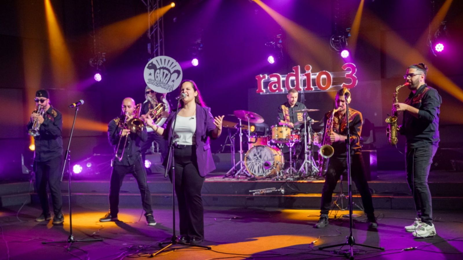 Los conciertos de Radio 3 - Gata Brass Band - ver ahora