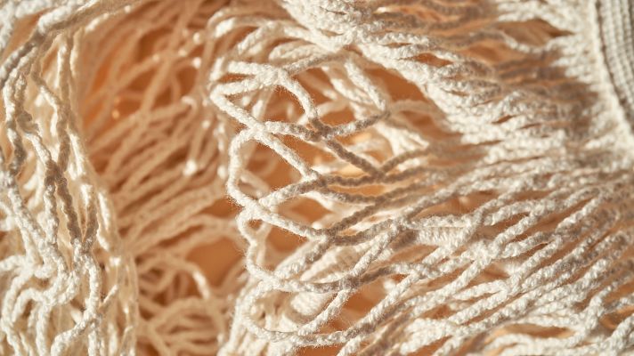 Telediario 1 - El negocio del hilo reciclado: solución sostenible para la industria textil