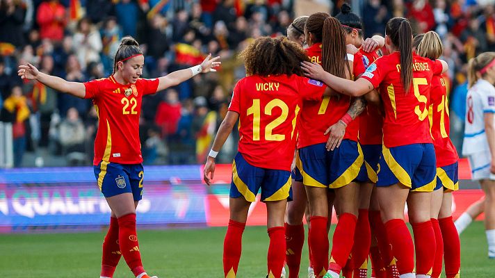 Telediario 1 - La selección femenina de fútbol reconstruye su historia esta noche en el programa En Portada