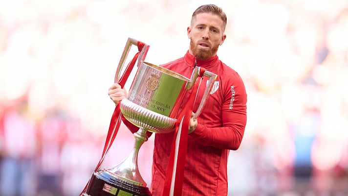 Iker Muniain: "Me voy del Athletic feliz con el sueño de haber levantado la Copa y sacado la gabarra"