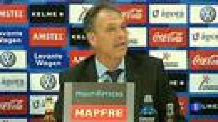 Telediario 1 - Caparrós estalla contra un periodista